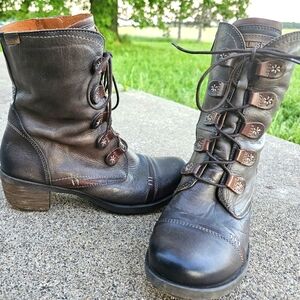 Pikolinos womens leather boot